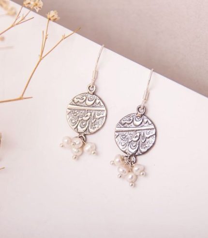 women pearl silver earing